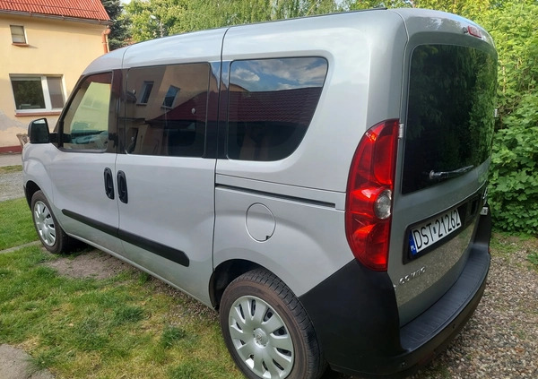 Opel Combo cena 44500 przebieg: 39800, rok produkcji 2016 z Kleszczele małe 56